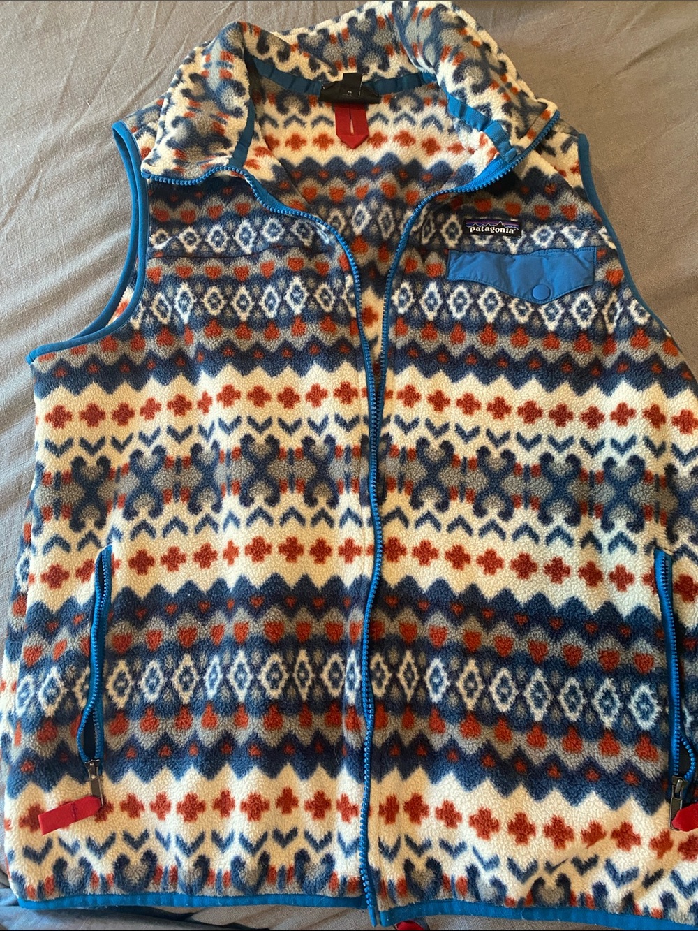 Patagonia Men’s Vest in Blue, Cream & Rust Fair Isle